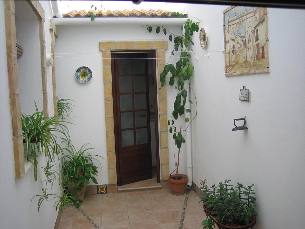Castro del Río Casa Rural La Villa מראה חיצוני תמונה